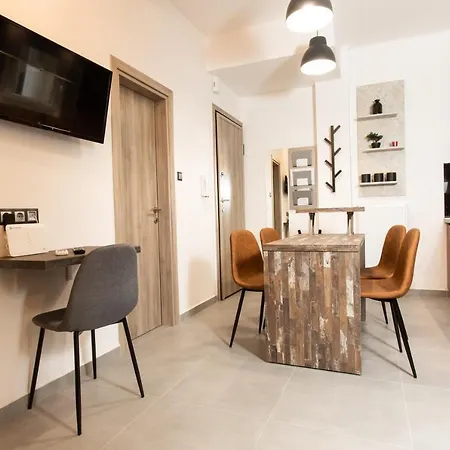 Downtown Luxury Boutique - The Grand *