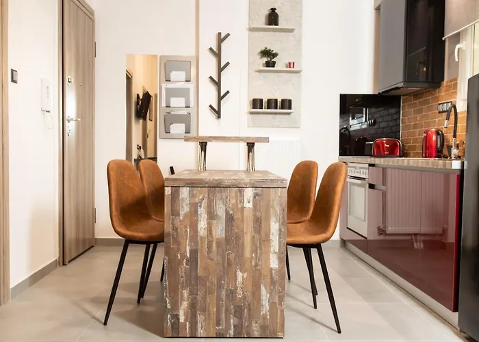 Downtown Luxury Boutique - The Grand *